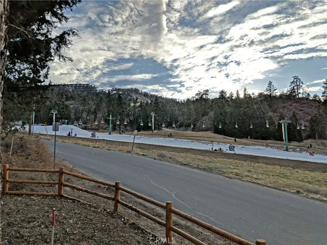 1417 Lassen Drive, Big Bear, California 92314
