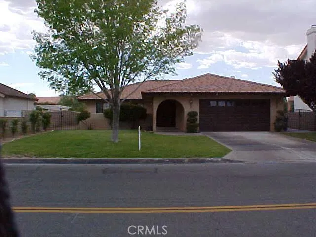 27576 Silver Lakes Parkway, Helendale, California 92342