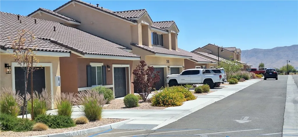 16850 Muscatel, Hesperia, California 92345