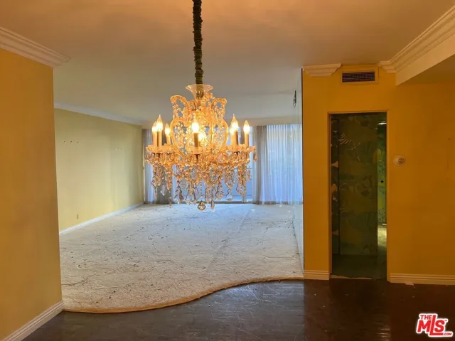 1100 Alta Loma Road 702, West Hollywood, California 90069