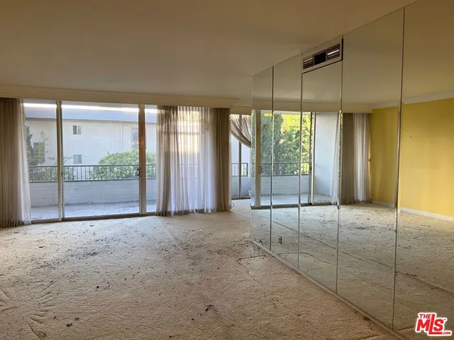 1100 Alta Loma Road 702, West Hollywood, California 90069