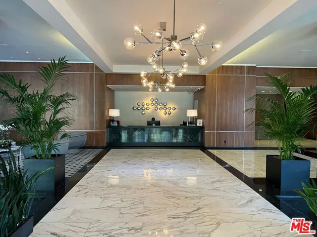 1100 Alta Loma Road 702, West Hollywood, California 90069