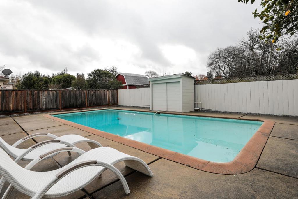 300 Encina Avenue, Redwood City, California 94061 home-pic-26