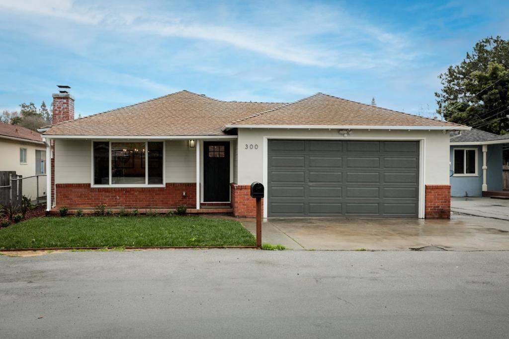 300 Encina Avenue, Redwood City, California 94061 home-pic-2