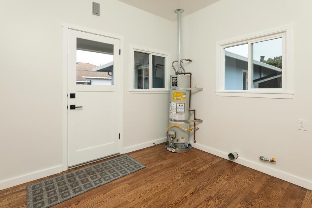 300 Encina Avenue, Redwood City, California 94061 home-pic-55