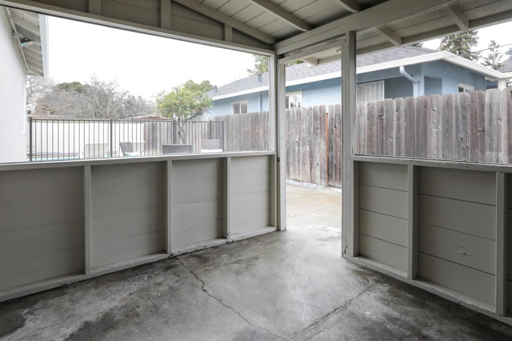 300 Encina Avenue, Redwood City, California 94061 home-pic-29