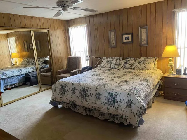 18555 4 Primary Bedroom