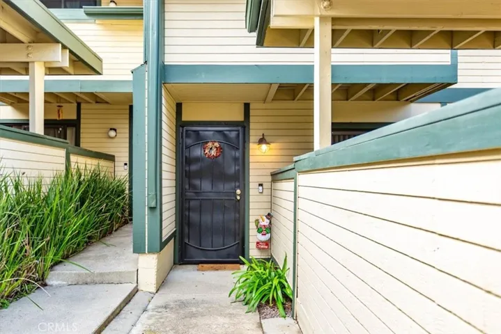 3335 Broad Street 18, San Luis Obispo, California 93401