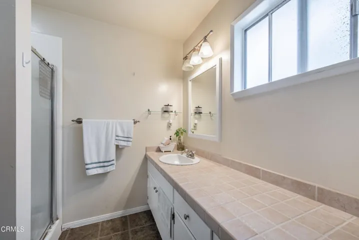 474 Crocker Ave Ventura-22