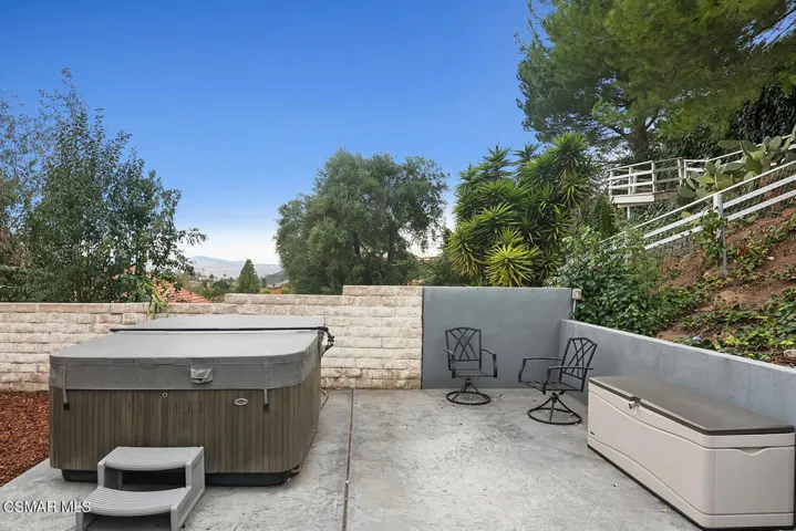 3706 Corte De Los Reyes-large-028-004-Ba