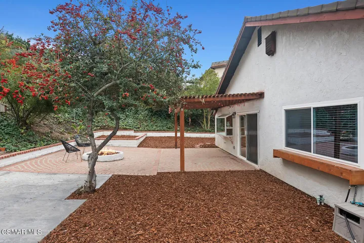 3706 Corte De Los Reyes-large-031-011-Ba