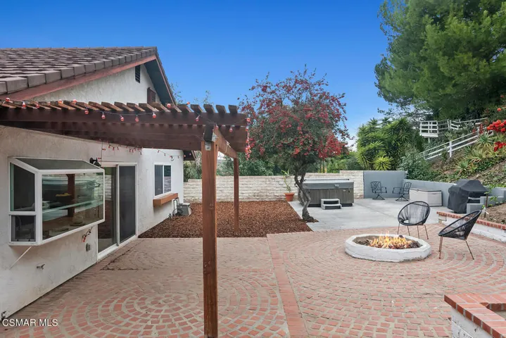3706 Corte De Los Reyes-large-023-008-Ba