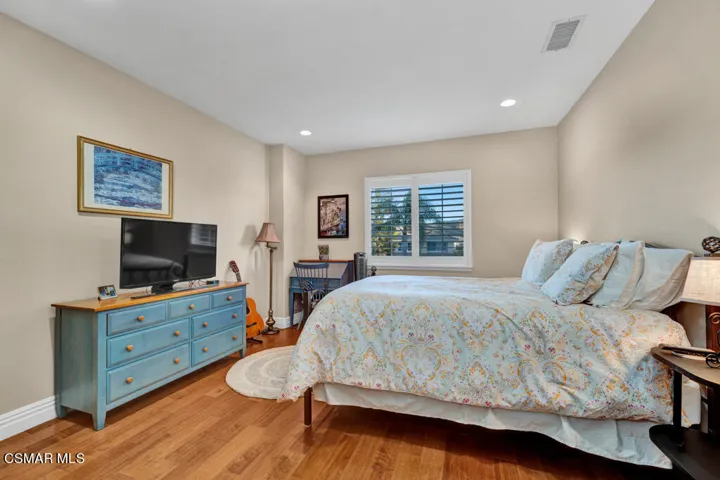 239 Heath Meadow Court - HsHProd - 33