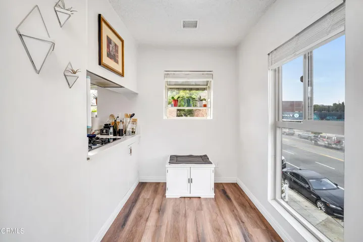 1914 W Alameda Ave Low Res-5