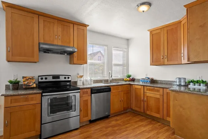 1201 Revere Avenue, San Francisco, California 94124