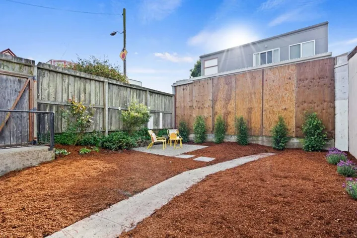 1201 Revere Avenue, San Francisco, California 94124