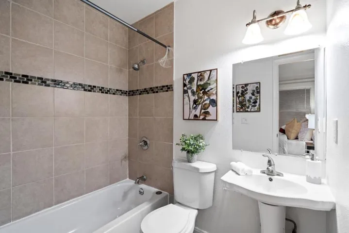 1201 Revere Avenue, San Francisco, California 94124