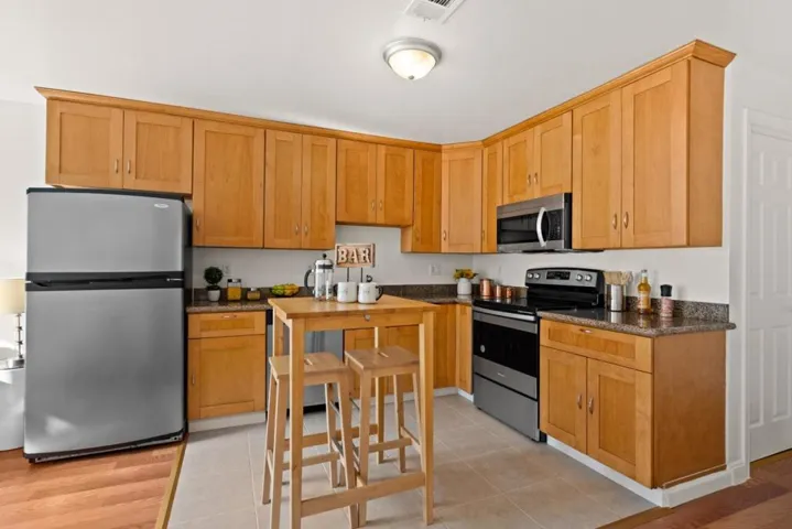 1201 Revere Avenue, San Francisco, California 94124