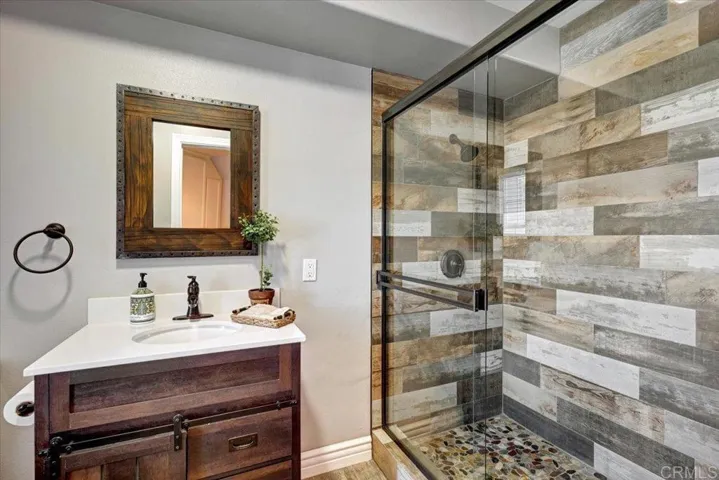 721 Oleander Place, Vista, California 92081