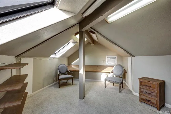 721 Oleander Place, Vista, California 92081