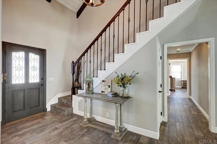721 Oleander Place, Vista, California 92081