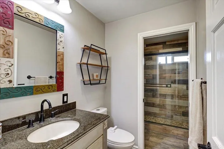 721 Oleander Place, Vista, California 92081