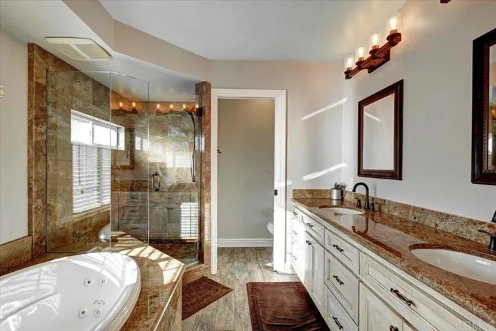 721 Oleander Place, Vista, California 92081