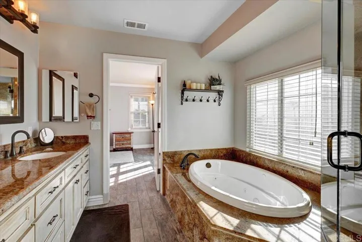 721 Oleander Place, Vista, California 92081