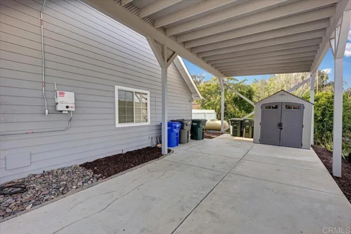 721 Oleander Place, Vista, California 92081