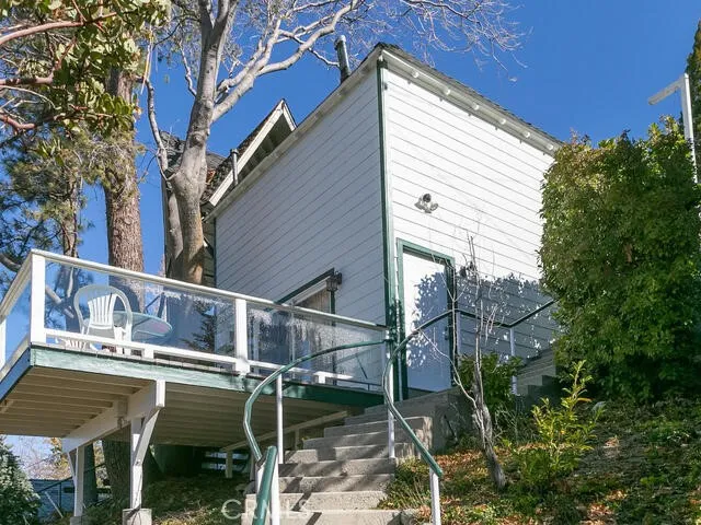 28752 Palisades Drive, Lake Arrowhead, California 92352