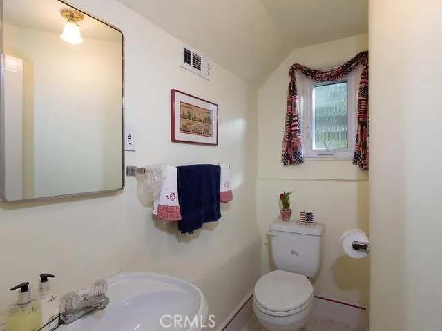 28752 Palisades Drive, Lake Arrowhead, California 92352