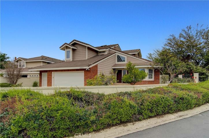 One of a kind location.  Private 32+ acre open space surrounds the home and it feels like it belongs to you!