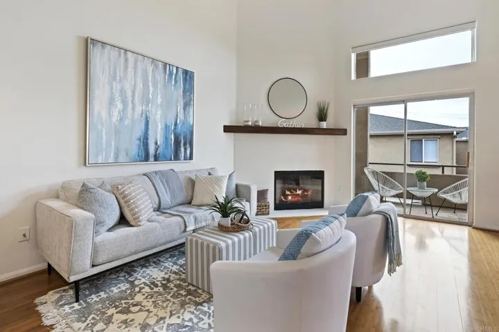 553 Hygeia Avenue B, Encinitas, California 92024