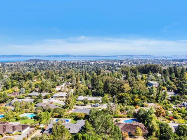 940 Black Mountain Road, Hillsborough, California 94010