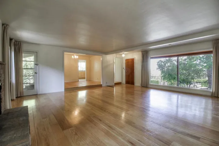 940 Black Mountain Road, Hillsborough, California 94010