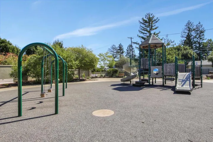 940 Black Mountain Road, Hillsborough, California 94010