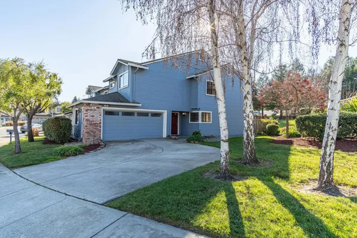 37 Winding Way, Watsonville, California 95076