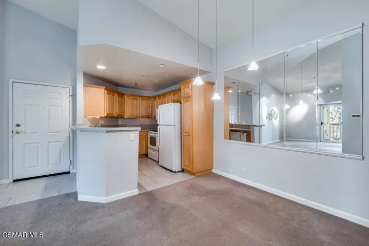 653 Oak Run Trail Unit #404  -  HsHProd-