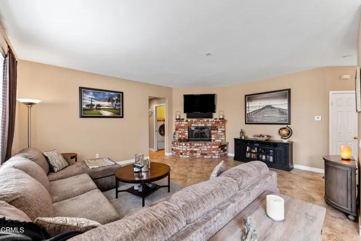 1210 Elsinor Ct. MLS-27