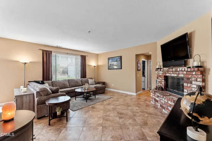 1210 Elsinor Ct. MLS-24