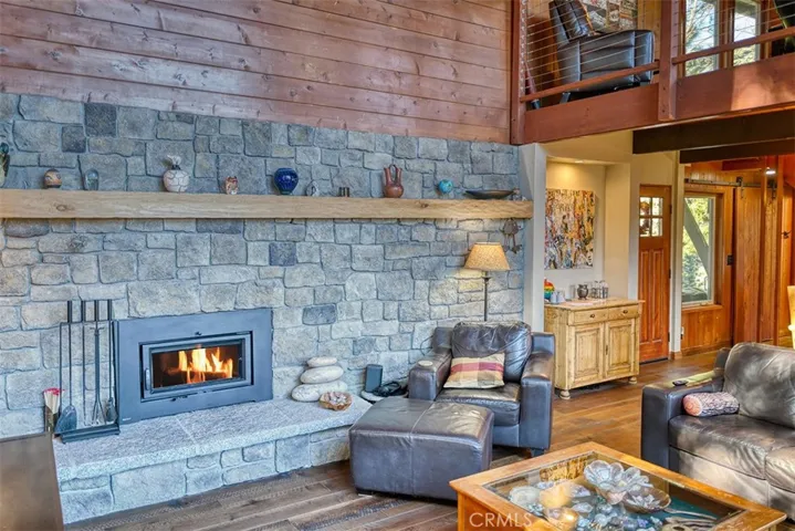 332 Grizzly Road, Lake Arrowhead, California 92352