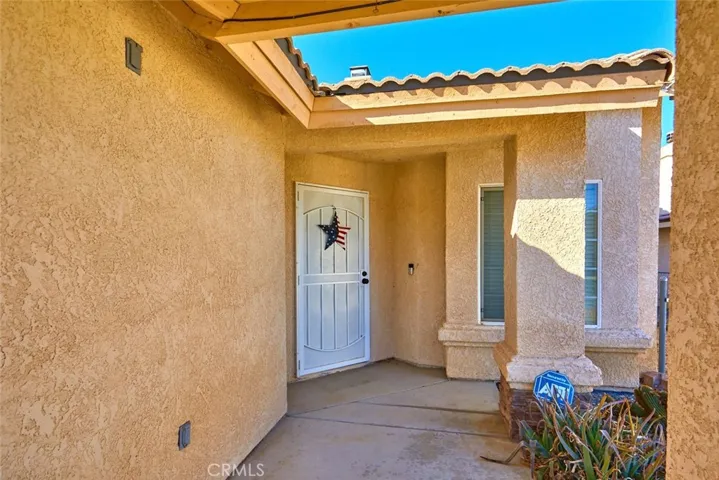 13938 Rivers Edge Road, Helendale, California 92342
