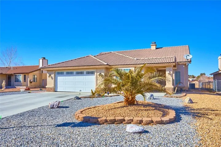 13938 Rivers Edge Road, Helendale, California 92342