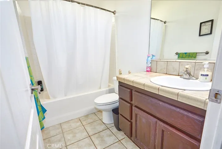 13938 Rivers Edge Road, Helendale, California 92342