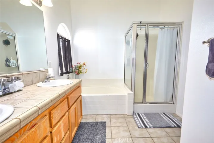 13938 Rivers Edge Road, Helendale, California 92342