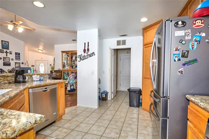 13938 Rivers Edge Road, Helendale, California 92342