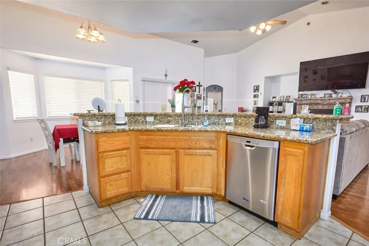 13938 Rivers Edge Road, Helendale, California 92342