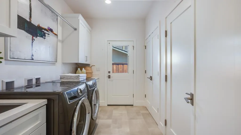 644 Georgia Avenue, California home-pic-32
