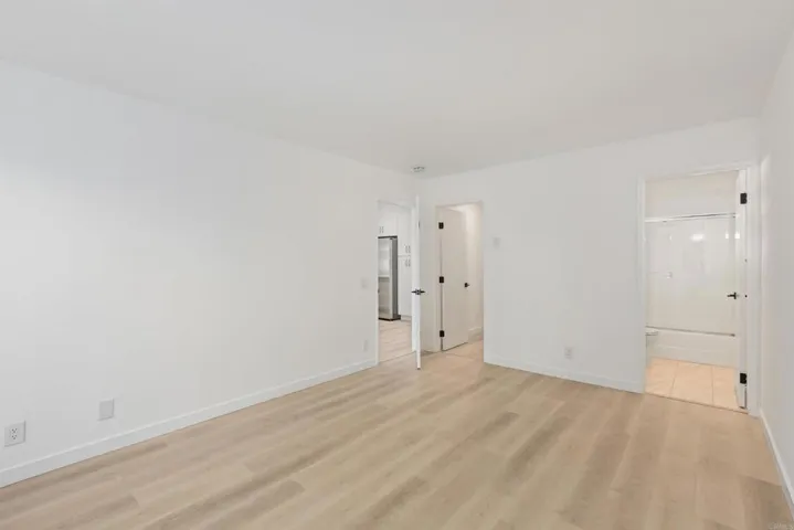 4600 Lamont Street 204, San Diego, California 92109