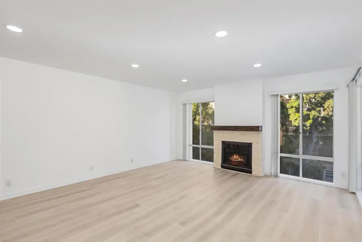 4600 Lamont Street 204, San Diego, California 92109